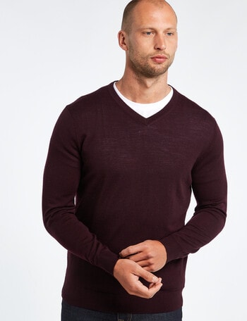 North South Merino V-Neck Jumper, Plum product photo