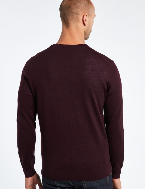 North South Merino V-Neck Jumper, Plum product photo View 02 L