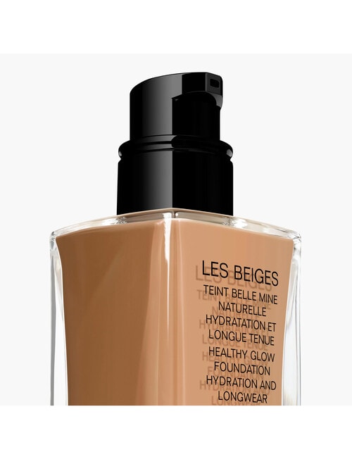 CHANEL LES BEIGES FOUNDATION HEALTHY GLOW FOUNDATION HYDRATION AND LONGWEAR product photo View 02 L
