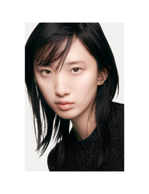 CHANEL LES BEIGES FOUNDATION Healthy Glow Foundation Hydration and Longwear product photo View 04 L