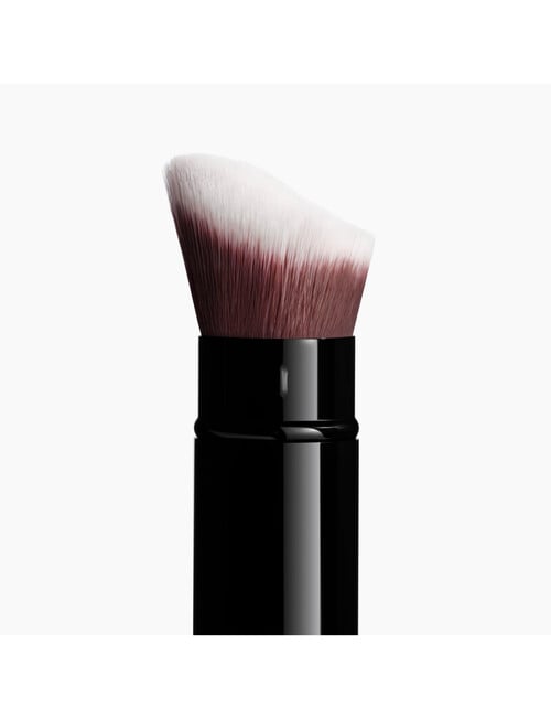CHANEL PINCEAU FOND DE TEINT RETRACTABLE N°103 Retractable Foundation Brush product photo View 02 L