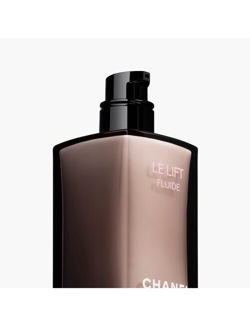 CHANEL LE LIFT FLUIDE Smooths - Firms - Mattifies 50ml product photo View 02 L