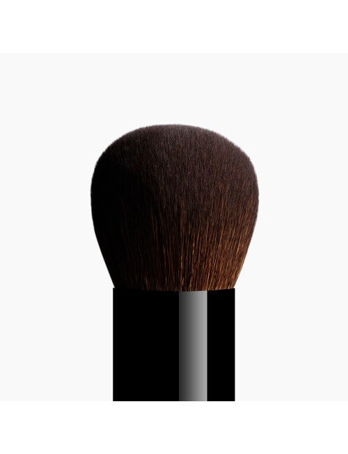 CHANEL PETIT PINCEAU KABUKI Kabuki Brush product photo View 02 L