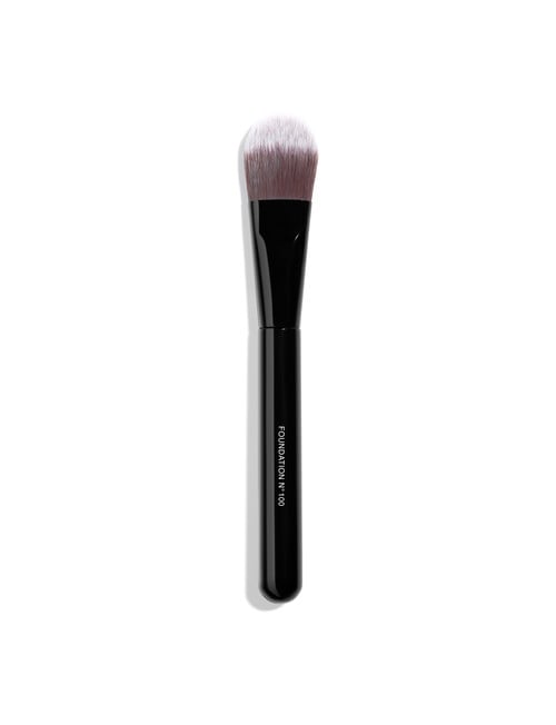 CHANEL PINCEAU FOND DE TEINT N°100 Foundation Brush product photo