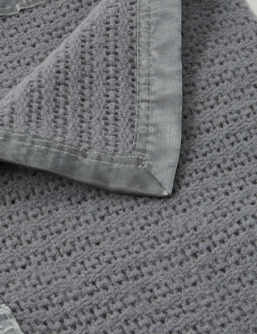 Teeny Weeny Wool Thermacell Cot Blanket, Grey product photo View 03 L