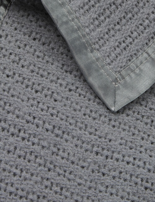 Teeny Weeny Wool Thermacell Bassinet Blanket, Grey product photo View 03 L