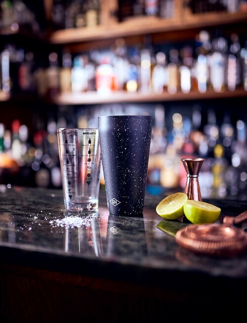 Gentlemen's Hardware Bartender's Cocktail Shaker product photo View 03 L