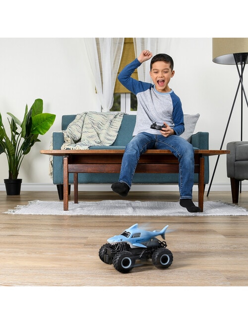 Monster Jam 1:24 Megalodon Remote Control product photo View 03 L