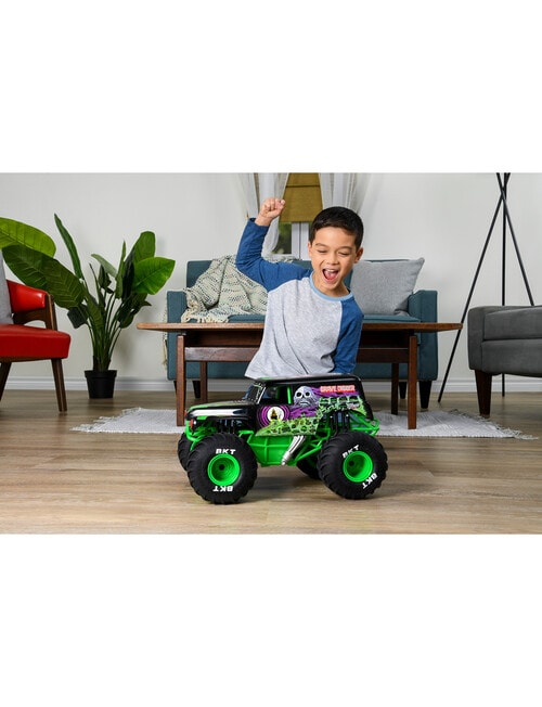 Monster Jam 1:15 Grave Digger Remote Control product photo View 04 L