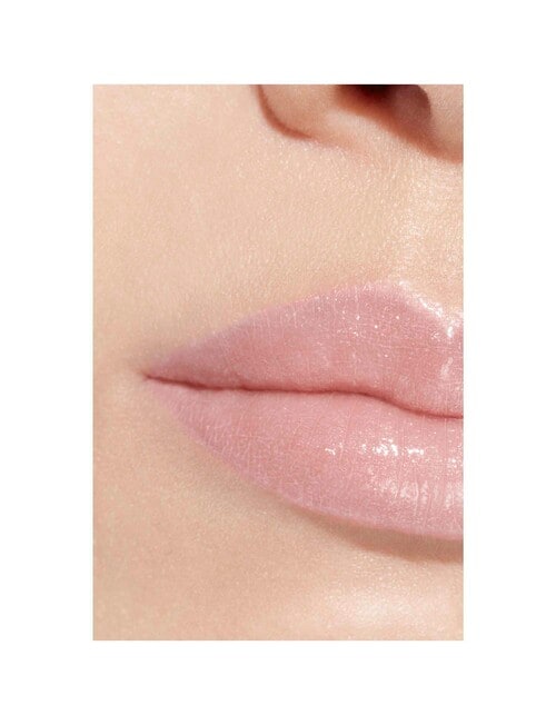 CHANEL ROUGE COCO BAUME - SATIN Hydrating Beautifying Tinted Lip Balm - Buildable Colour product photo View 06 L