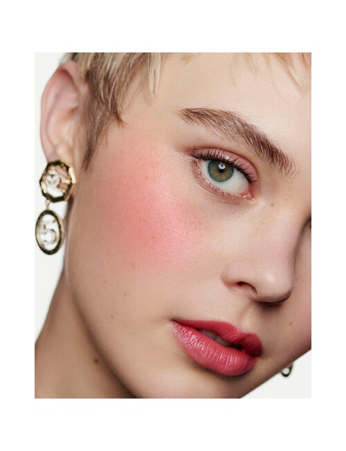 CHANEL N&deg;1 DE CHANEL LIP AND CHEEK BALM Enhances Colour - Nourishes - Plumps product photo View 05 L