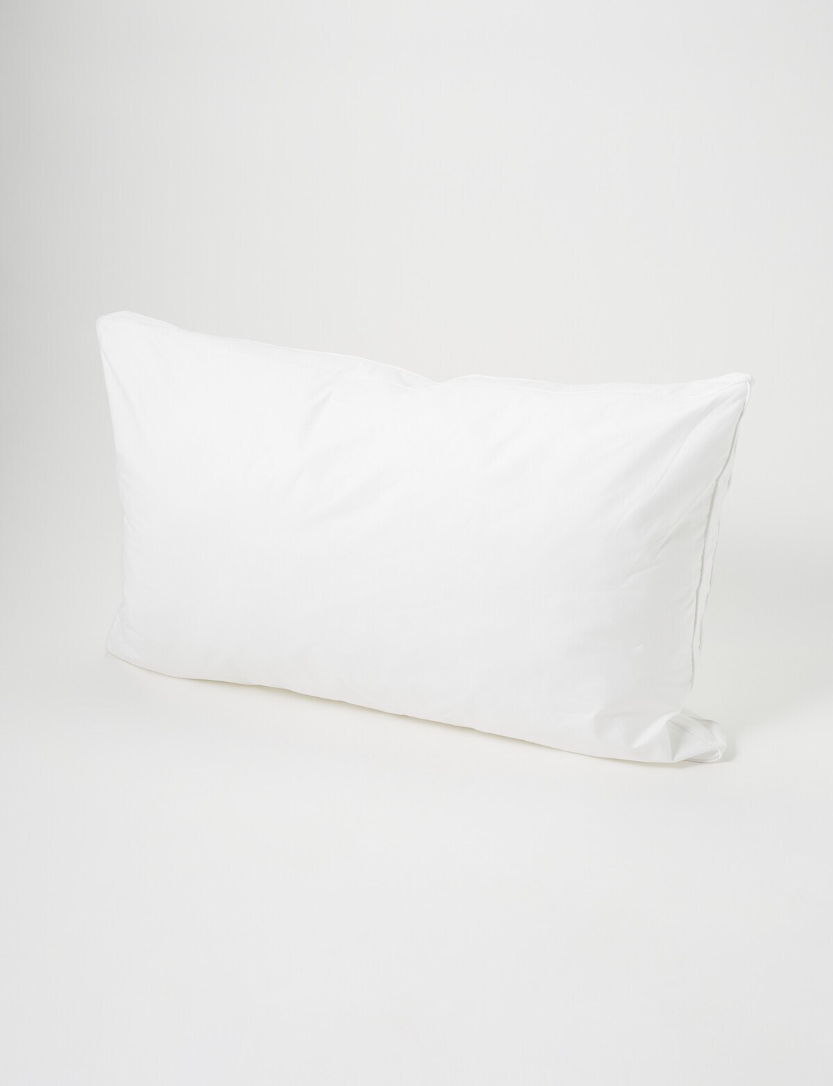Sleepyhead Hotel Collection Down Alternative Pillow, Medium Pillows