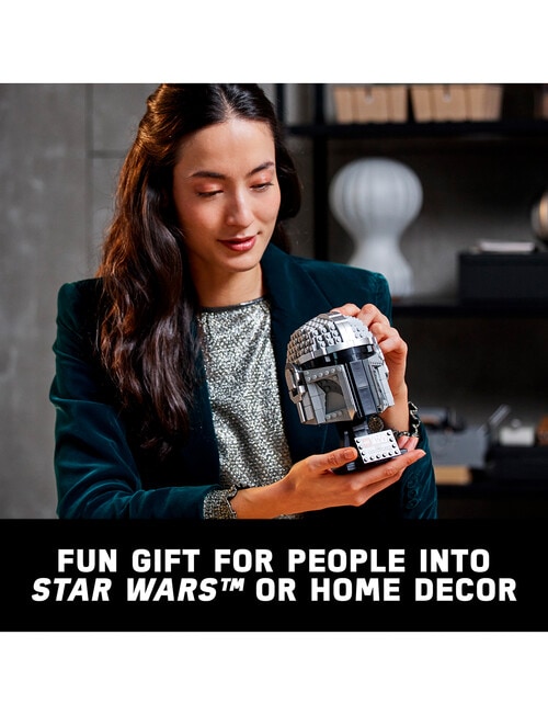 LEGO Star Wars The Mandalorian Helmet, 75328 product photo View 06 L