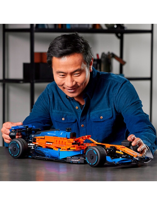 LEGO Technic McLaren Formula 1 Race Car, 42141 product photo View 07 L