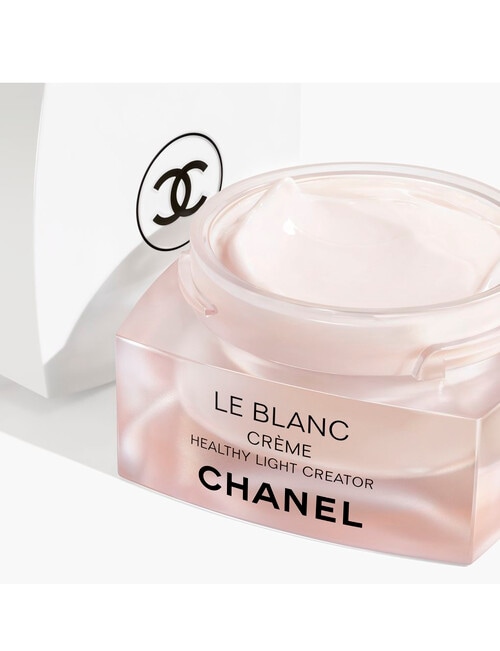 CHANEL Le Blanc Crème Bright Sooth Smooth 50g product photo View 02 L