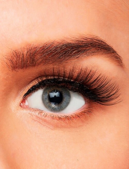 Thin Lizzy Magnetic Eyelashes, Adored By Amelia, Medium product photo View 03 L