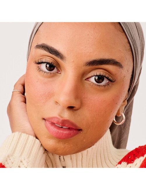 benefit Blush product photo View 05 L