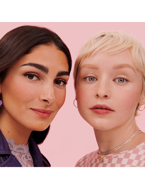 benefit Hoola Matte Bronzer Mini product photo View 05 L