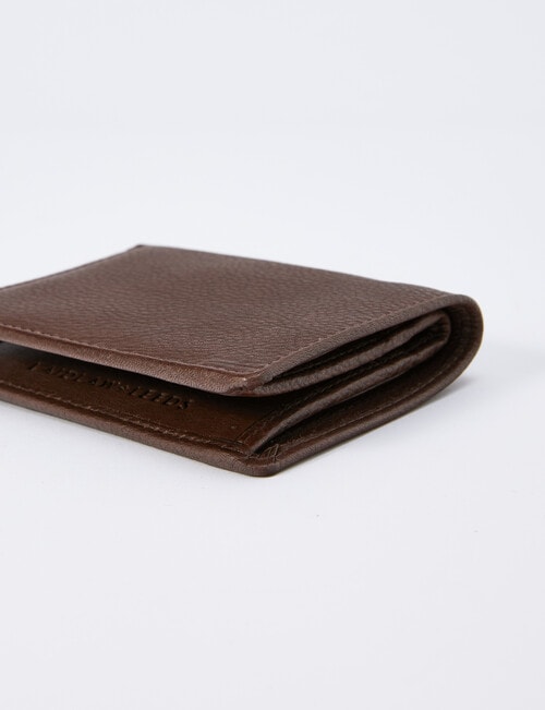 Laidlaw + Leeds Slim Vertical Wallet, Brown product photo View 03 L