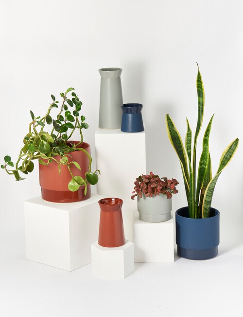 M&Co Architecture Vase, 21cm, Rust product photo View 06 L