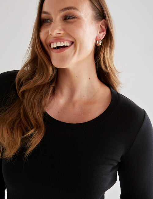 North South Merino Long Sleeve Scoop Neck Top, Black product photo