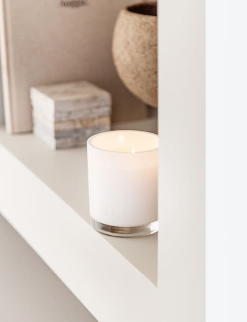 The Aromatherapy Co. Naturals Candle, Rose Jasmine & Oud, 400g product photo View 04 L