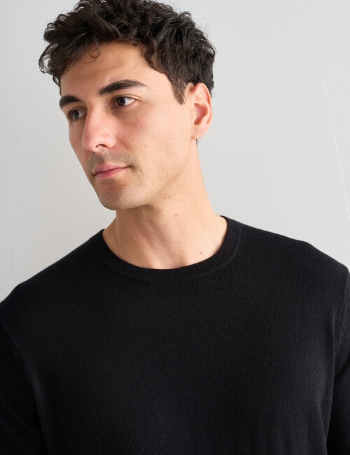 North South Merino Crew Neck Jumper, Black product photo View 04 L