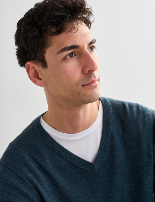 North South Merino V Neck Jumper, Petrol product photo View 04 L