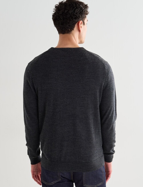 North South Merino V Neck Jumper, Charcoal product photo View 02 L