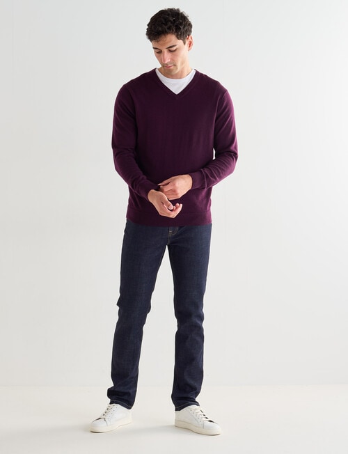 North South Merino V Neck Jumper, Plum product photo View 03 L
