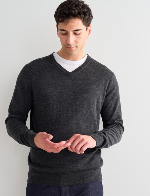 North South Merino V Neck Jumper, Charcoal product photo View 05 L