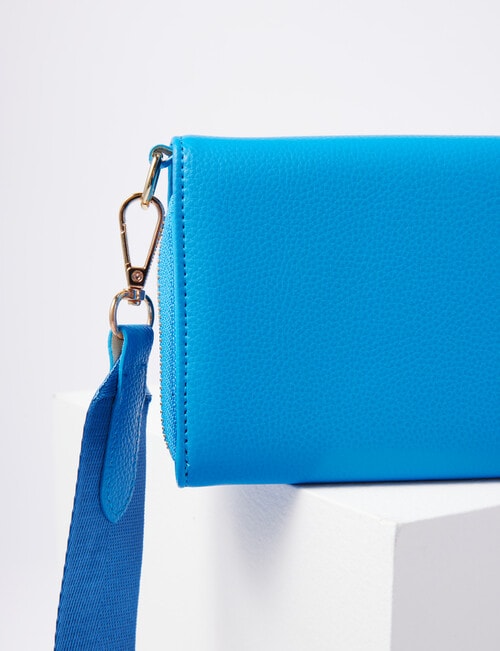 Whistle Accessories Georgie Crossbody Bag, Blue product photo View 02 L