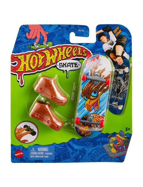 Hot Wheels Skate Fingerboard & Shoes, Assorted product photo View 09 L