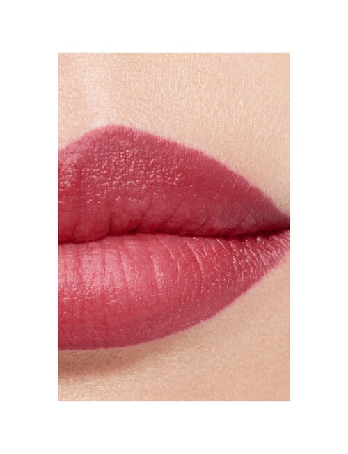 CHANEL ROUGE ALLURE VELVET Luminous Matte Lip Colour product photo View 05 L