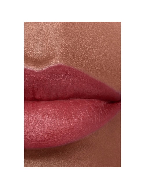 CHANEL ROUGE ALLURE VELVET Luminous Matte Lip Colour product photo View 06 L