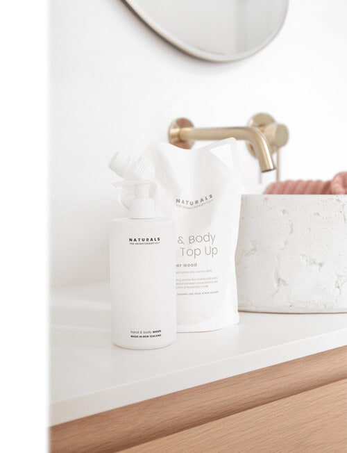 The Aromatherapy Co. Naturals Wash Refill, Coconut & Passion Berry product photo View 02 L