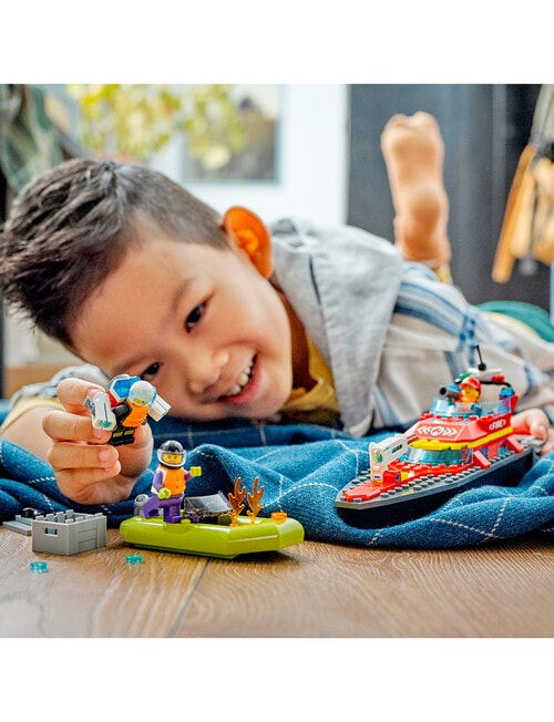 LEGO City Fire Rescue Boat, 60373 product photo View 10 L