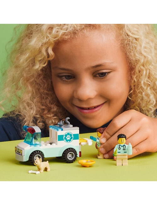 LEGO City Vet Van Rescue, 60382 product photo View 07 L
