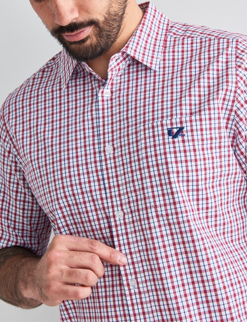 Line 7 Abel Short Sleeve Shirt, Red product photo View 04 L
