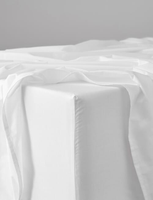 Haven 225TC Cotton Rich Fitted Sheet, White product photo