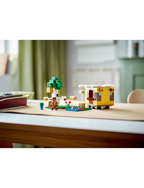 LEGO Minecraft The Bee Cottage, 21241 product photo View 04 L