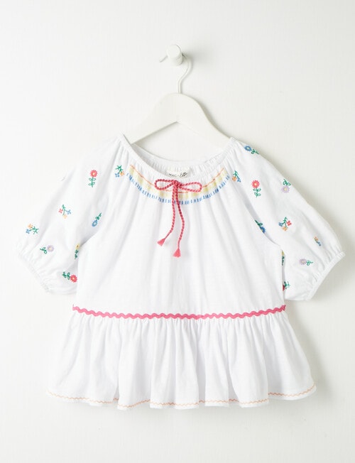 Mac & Ellie Embroidered Puff Sleeve Top, White product photo
