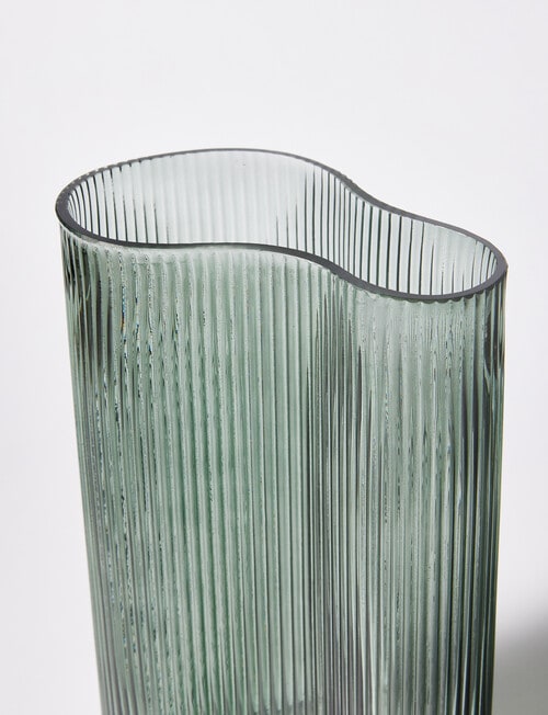 M&Co Napa Glass Vase, Thyme product photo View 02 L