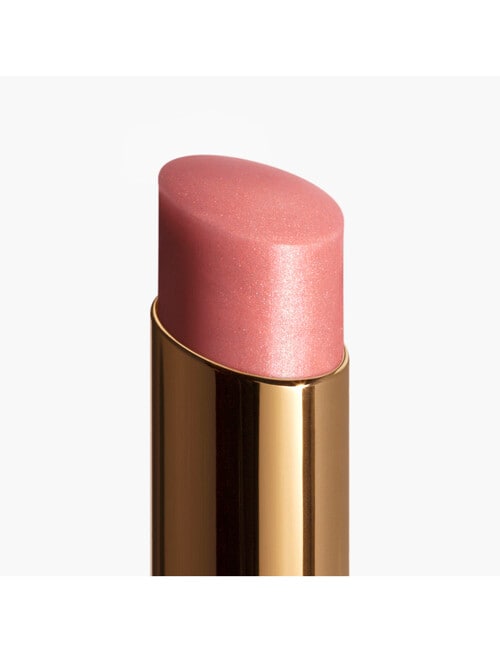 CHANEL ROUGE COCO BAUME A Hydrating Tinted Lip Balm That Offers Buildable Colour For Better-Looking Lips, Day After Day product photo View 02 L