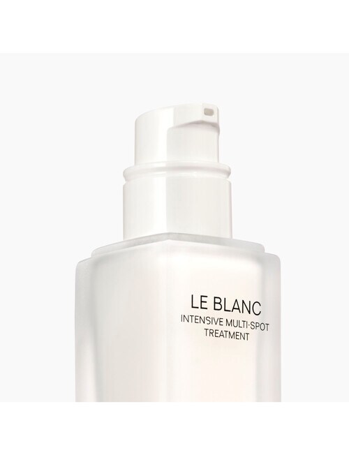 CHANEL LE BLANC INTENSIVE MULTI-SPOT TREATMENT Targets - Corrects - Prevents 20ml product photo View 02 L
