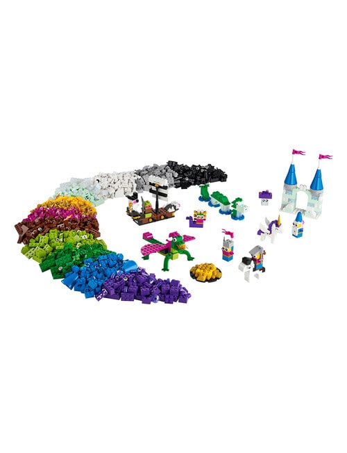 LEGO Classic Creative Fantasy Universe - Exclusive 2023, 11033 product photo View 03 L