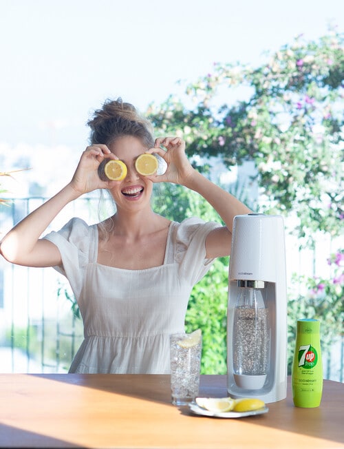 Sodastream 7 Up Free Syrup, 440ml product photo View 02 L