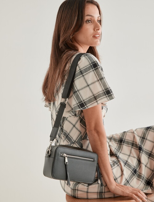 Whistle Riley Crossbody Bag, Black product photo View 07 L
