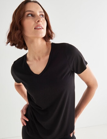 Bodycode Relaxed Short Sleeve Tee, Black product photo