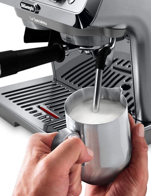DeLonghi La Specialista Arte Evo with Cold Brew Coffee Machine, EC9255M product photo View 04 L